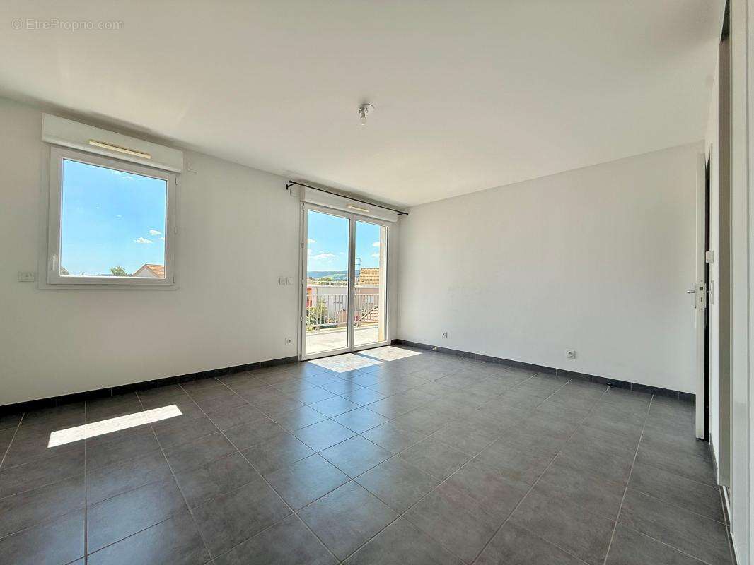 Appartement à PERRIGNY-LES-DIJON