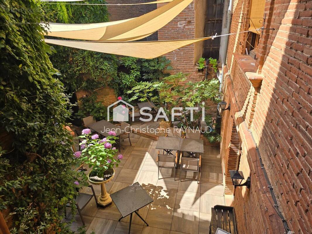 Appartement 417 m² à Lisle-Sur-Tarn  - photo 1