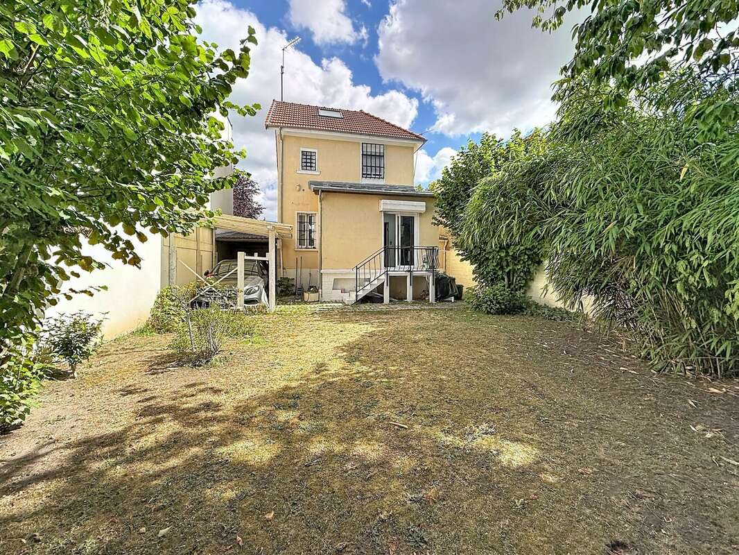 Maison à LE PERREUX-SUR-MARNE