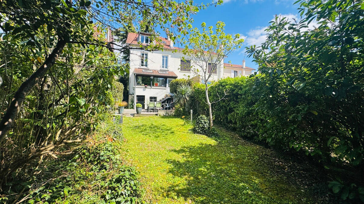 Maison à ERMONT