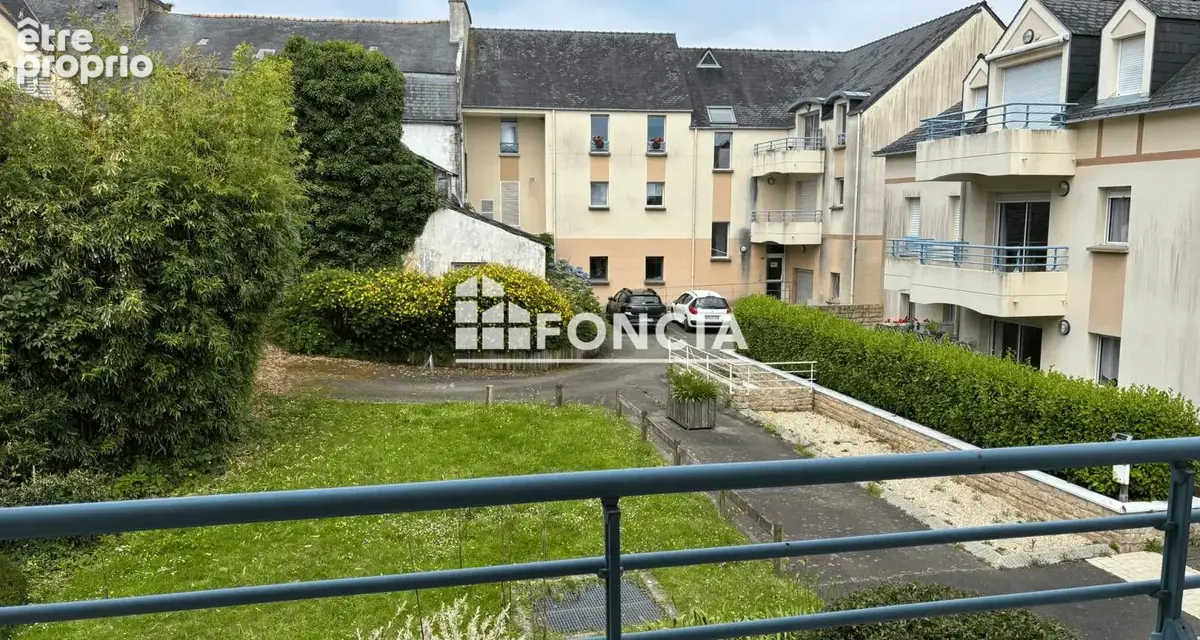 Fouesnant - Hypercentre - A Vendre - Appartement T3 de 74 m2 - Balcon - Ascenseur - Garage + Cave - photo 4