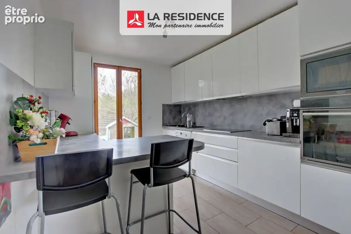 Maison 5 pièces 110 m² à vendre à Maurecourt (78780) - photo 3
