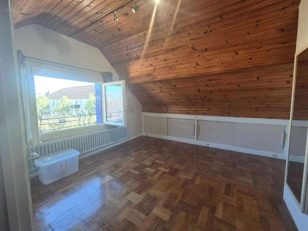 Photo 7 - Maison à MANTES-LA-VILLE