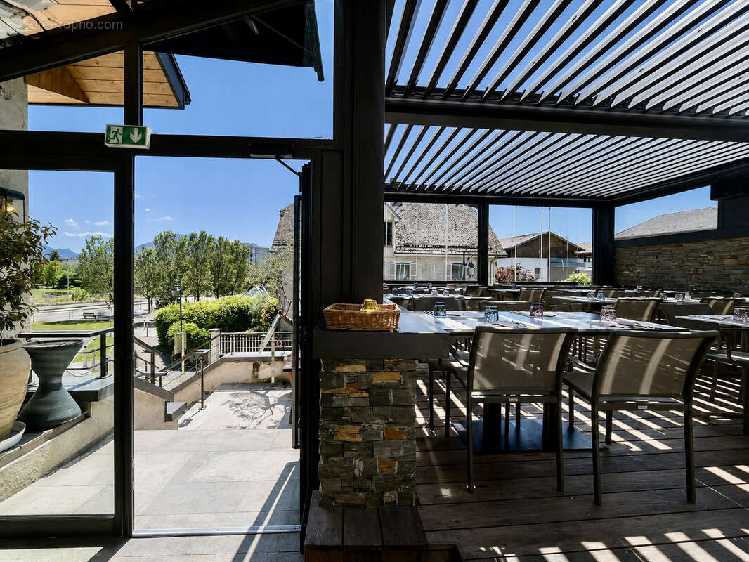 Murs commerciaux occupés   Restaurant Premium   Annecy-le-Vieux - photo 3