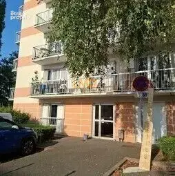 Appartement à MAGNY-LES-HAMEAUX