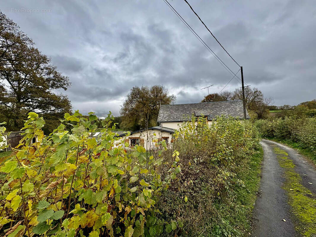 Maison à MERINCHAL