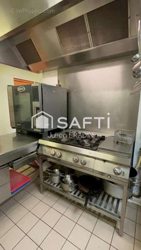 Photo 6 - Commerce à SAINT-JULIEN-DE-CONCELLES