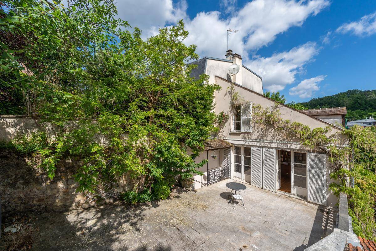 Maison à VILLE-D'AVRAY