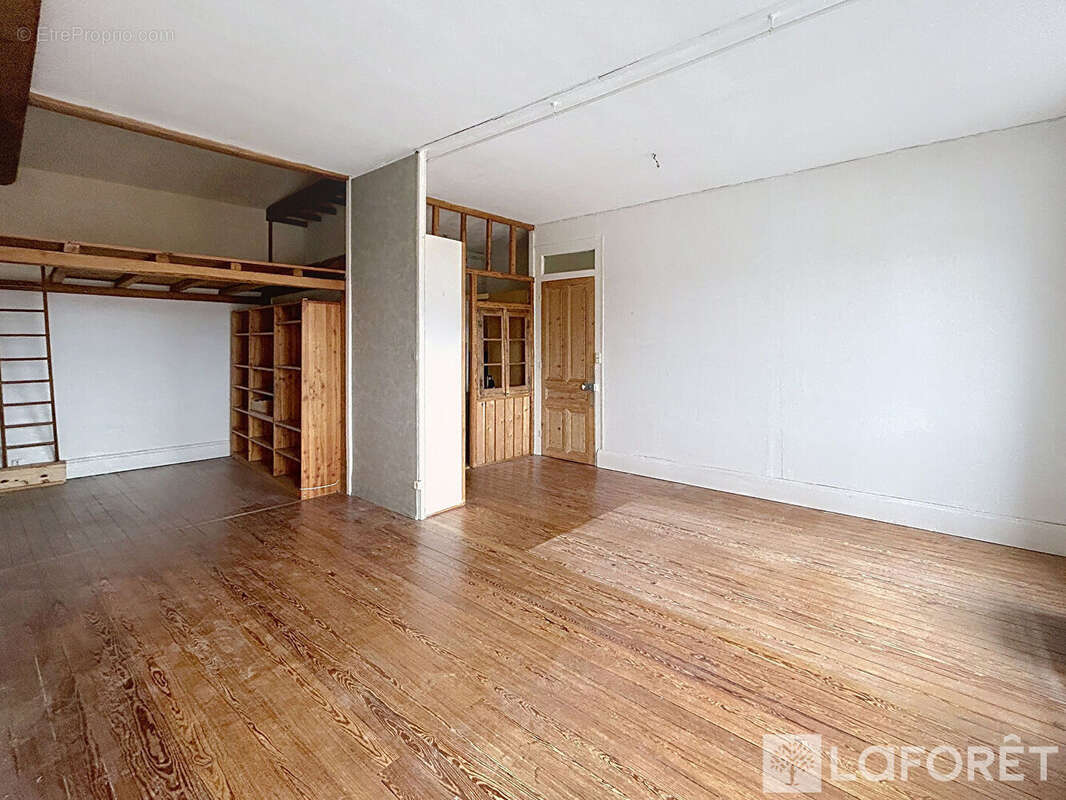 Appartement à LYON-4E