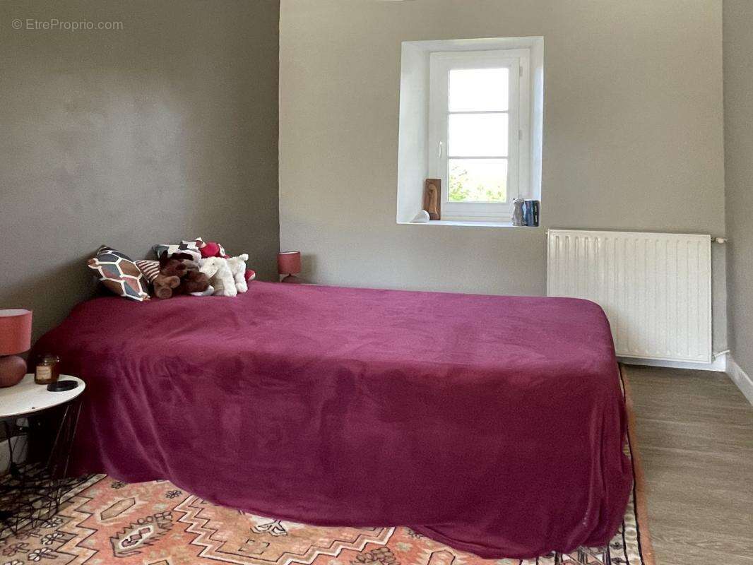Maison à CASTERA-VERDUZAN