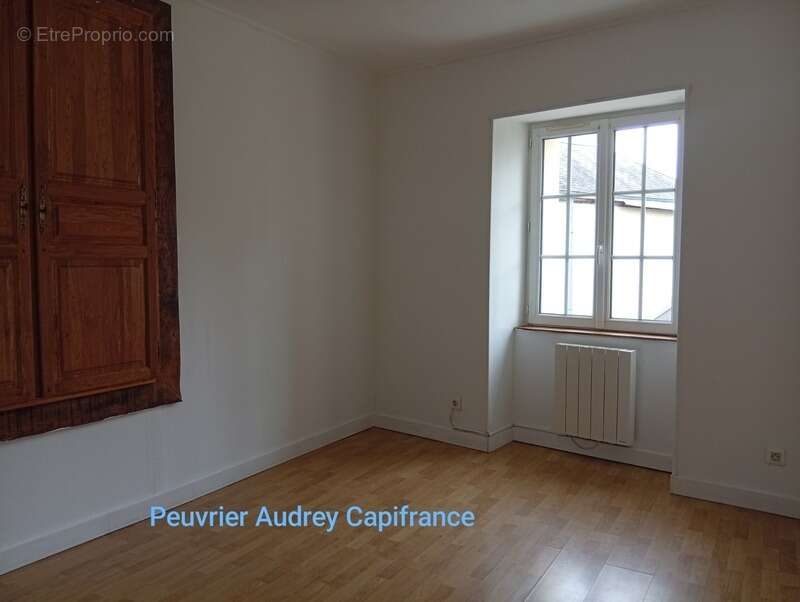 Maison à AUNEAU