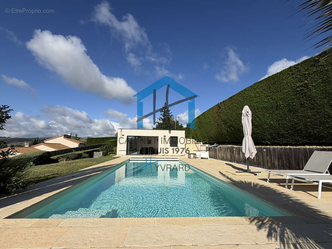 Villa type 7 de 210 m2 avec piscine LA FOUILLOUSE - ECULIEU - photo 2