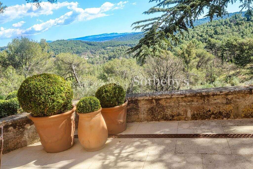 Maison à AIX-EN-PROVENCE