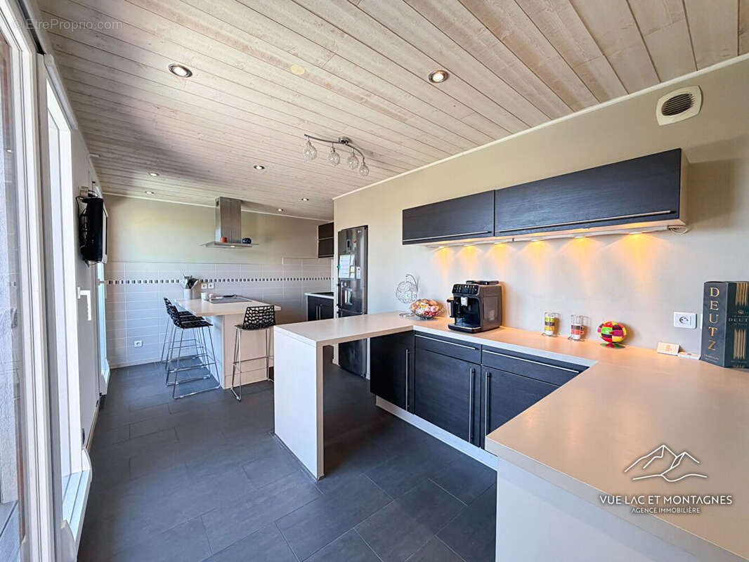 Duplex à vendre à Douvaine 94m² en plein centre-ville. - photo 6