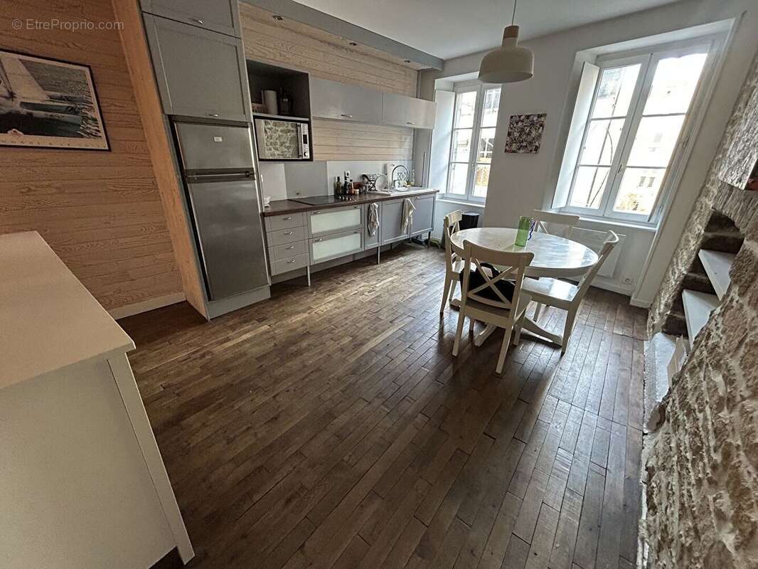 Appartement à QUIMPER