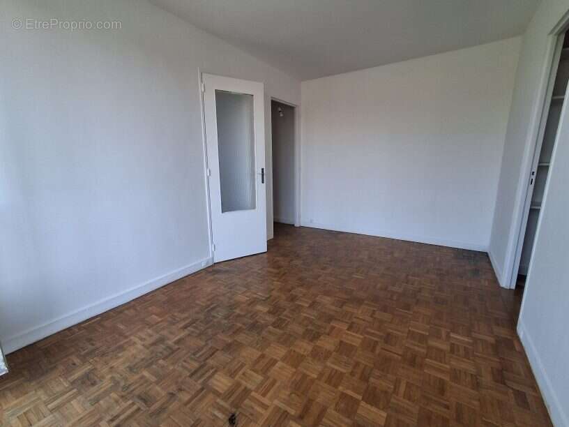 Appartement à MAISONS-ALFORT