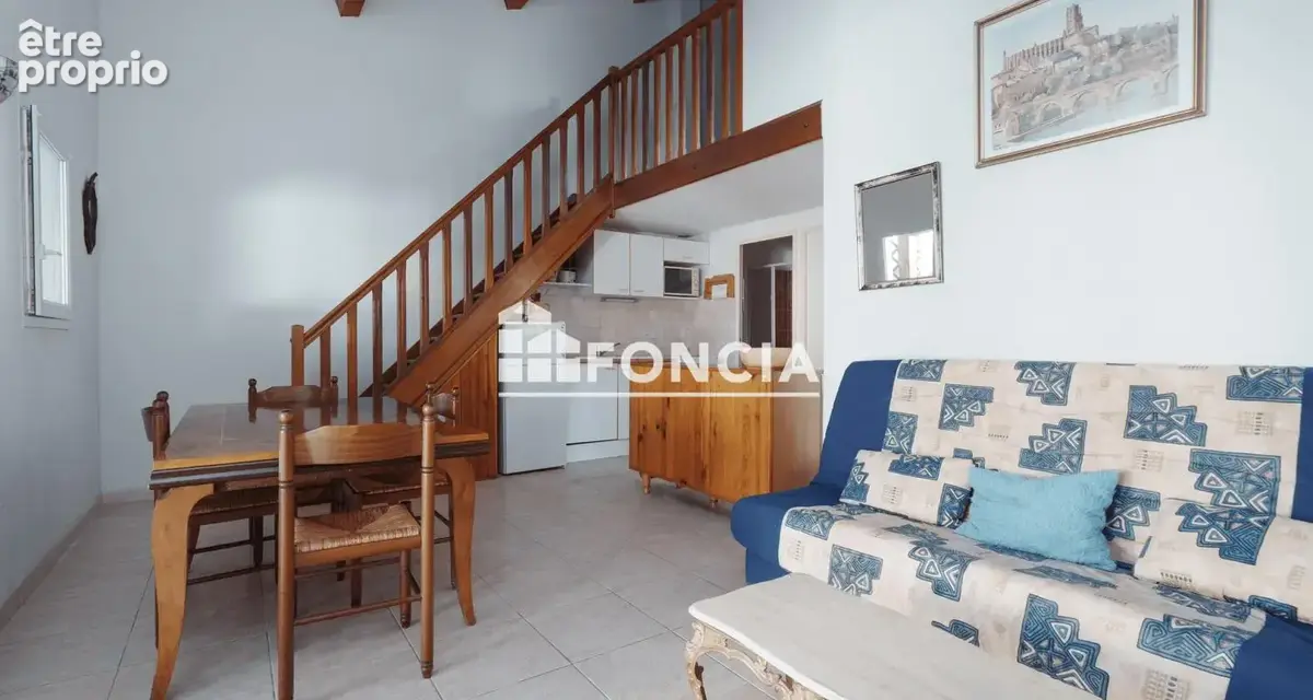 SAINT PIERRE LA MER — Maison T3 Bis lumineuse de 57 m², terrasse, jardin arboré, garage et parking privatif, à 700 m de la mer - photo 5