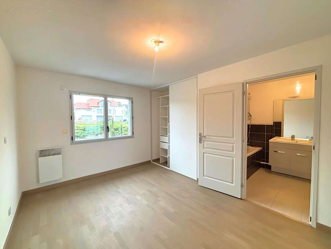 Appartement à MESSERY