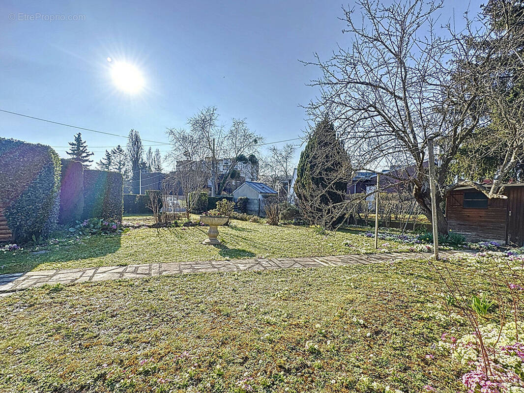 Terrain à ATHIS-MONS