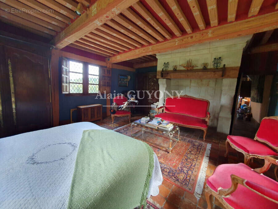 Maison à PONT-L'EVEQUE