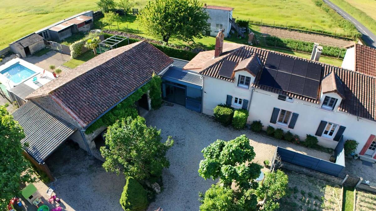 Photo 1 - Maison à MOUSSAC