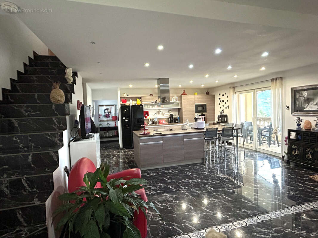 Maison à GROSSETO-PRUGNA