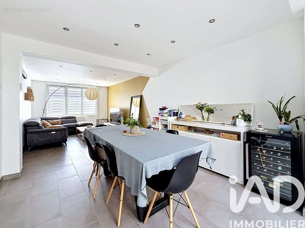Photo 3 - Maison à MONCHEAUX