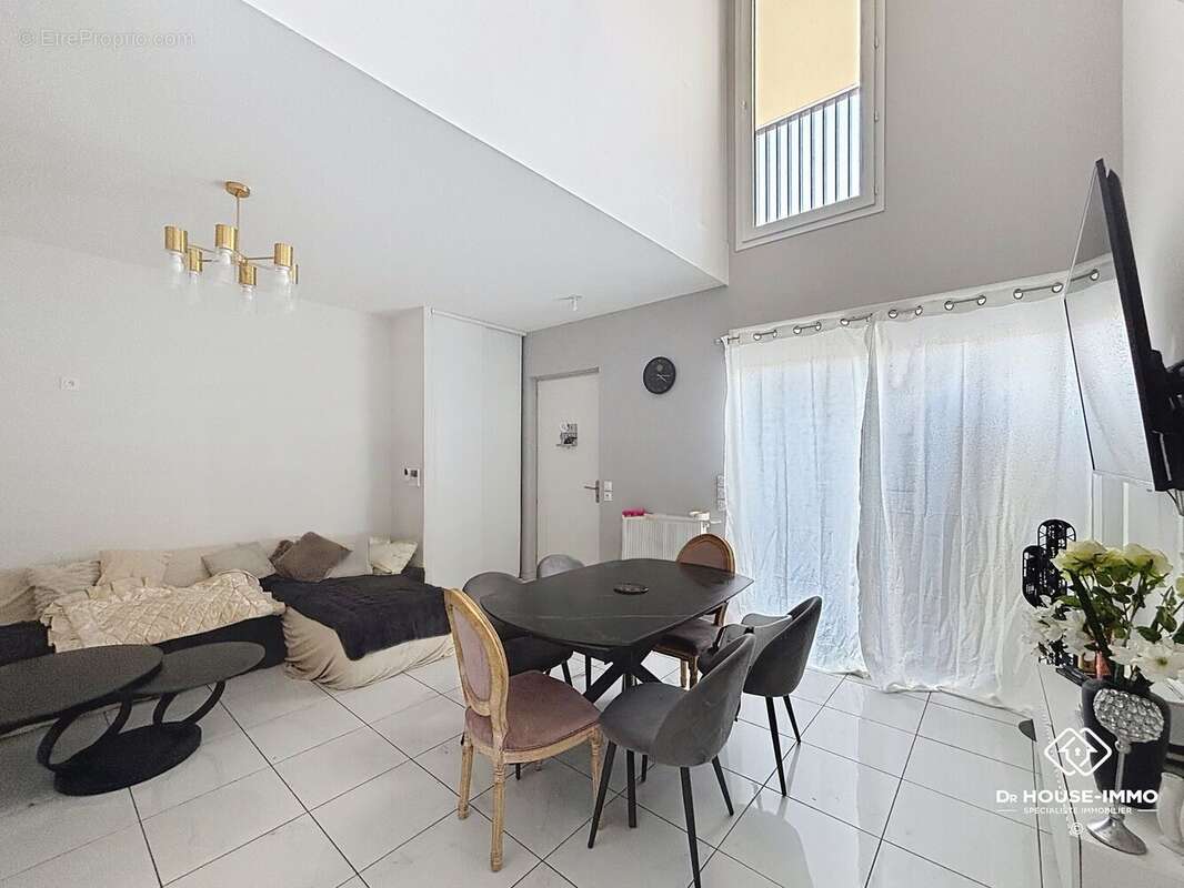 Appartement 81 m² à Merignac  - photo 2