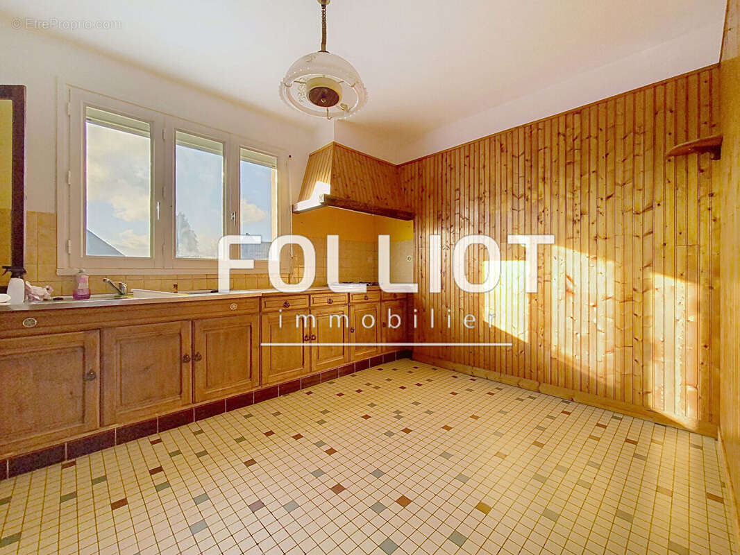 Maison à VILLERS-BOCAGE