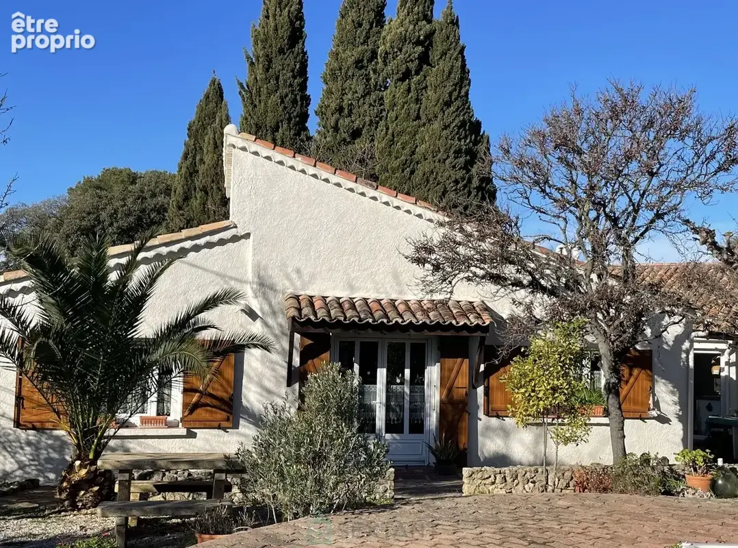 ISTRES Propriété de caractère  Maison principale + extension avec double habitation  230 m²  Terrain 1400 m² - photo 6