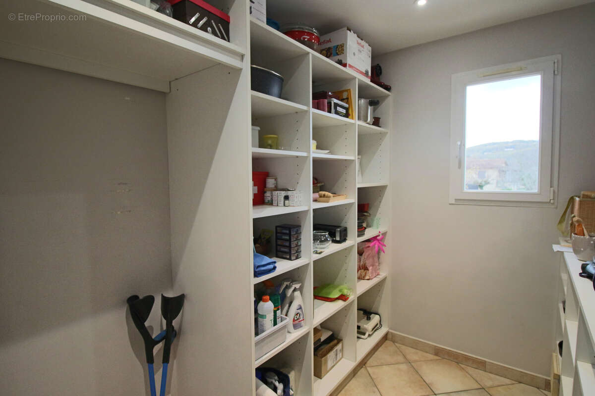 Maison à PUY-L&#039;EVEQUE