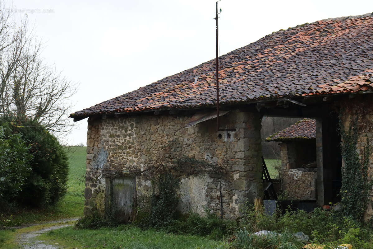 Autre à MAISONNAIS-SUR-TARDOIRE