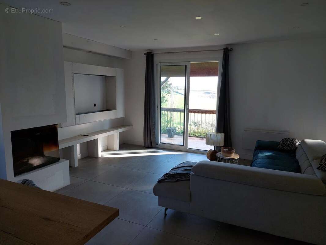 Maison à MARQUEFAVE