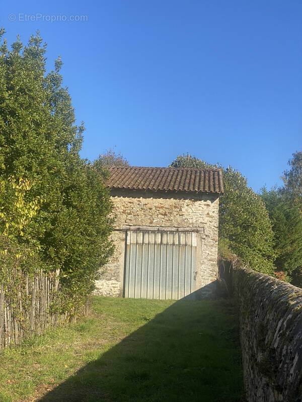 Parking à BELLAC