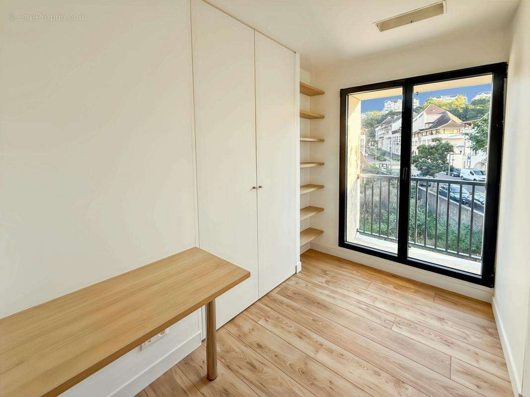 Appartement à BILLERE