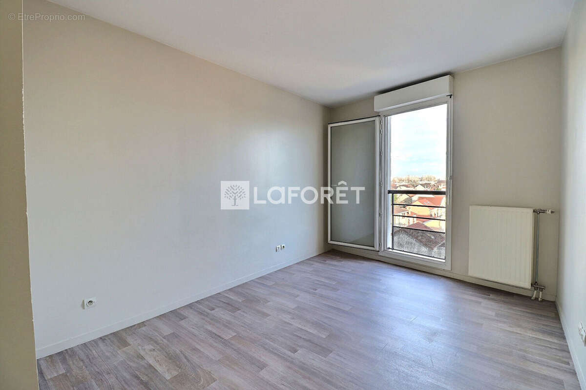 Appartement à VITRY-SUR-SEINE