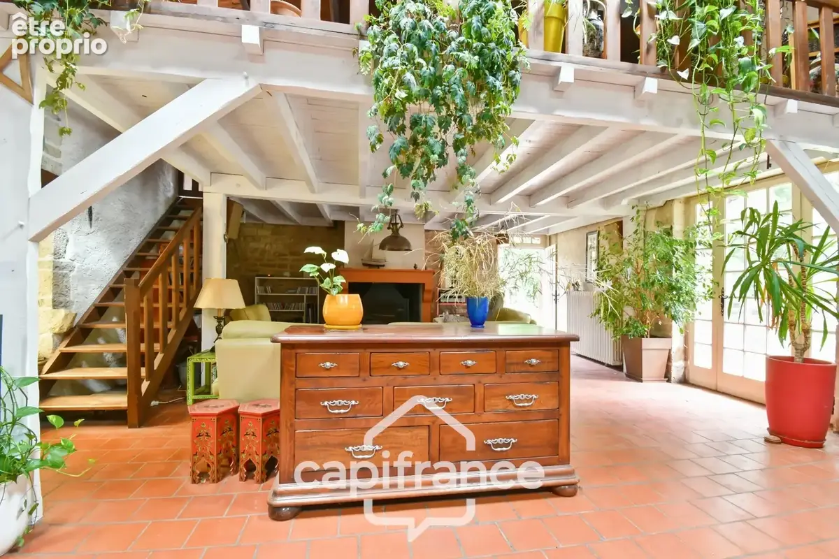 Maison de caractère à vendre 12 pièces SAINT SEVERIN SUR BOUTONNE (17) sur 4500m²de terrain arboré - photo 12