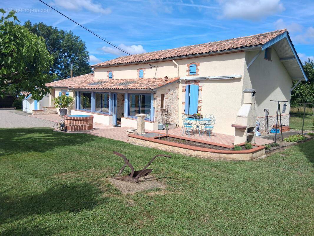 Maison à VILLENEUVE-SUR-LOT