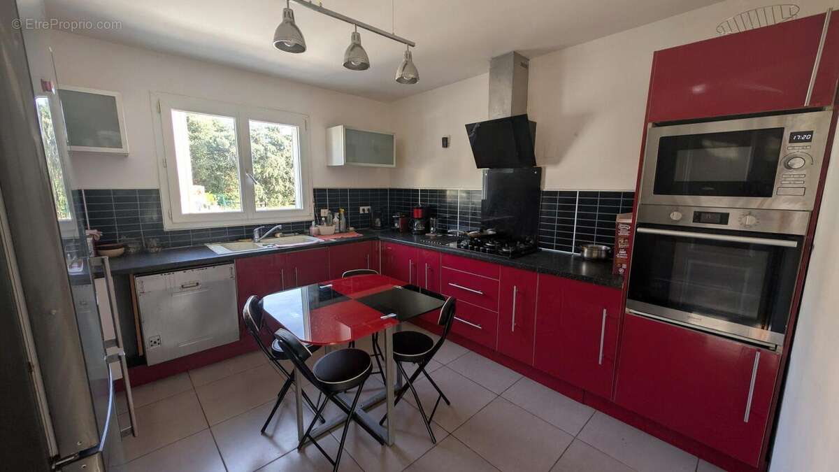 Maison à SAINT-MATHIEU-DE-TREVIERS