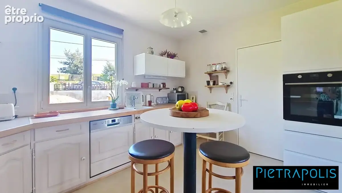 Maison 4 pièces 90 m² à vendre à La Clayette (71800) - photo 6