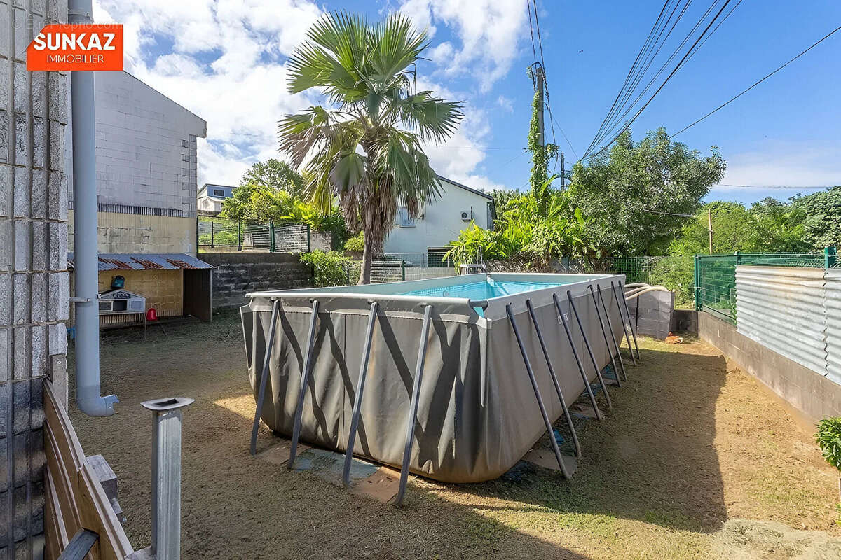 Maison à SAINT-JOSEPH