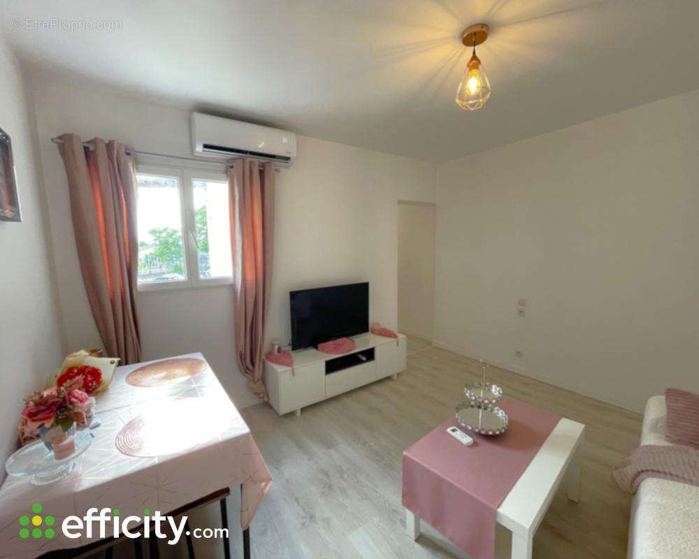 Appartement 155 m² à Saint-Medard-De-Guizieres  - photo 5