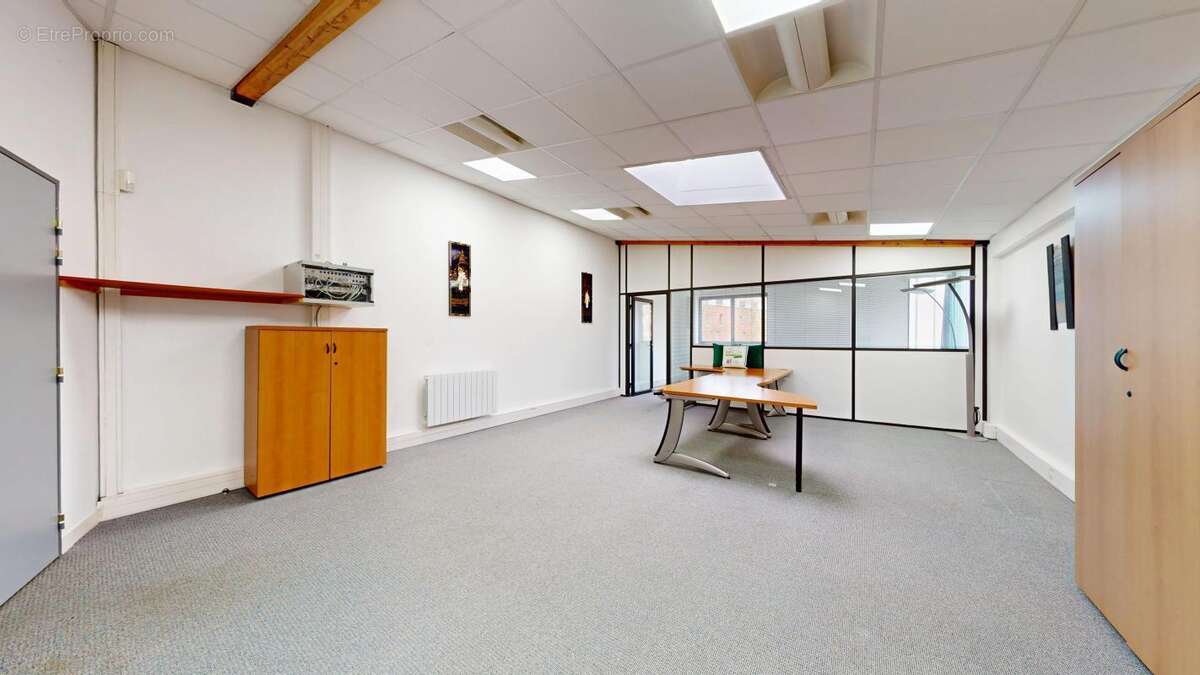 Commerce à BOIS-D'ARCY