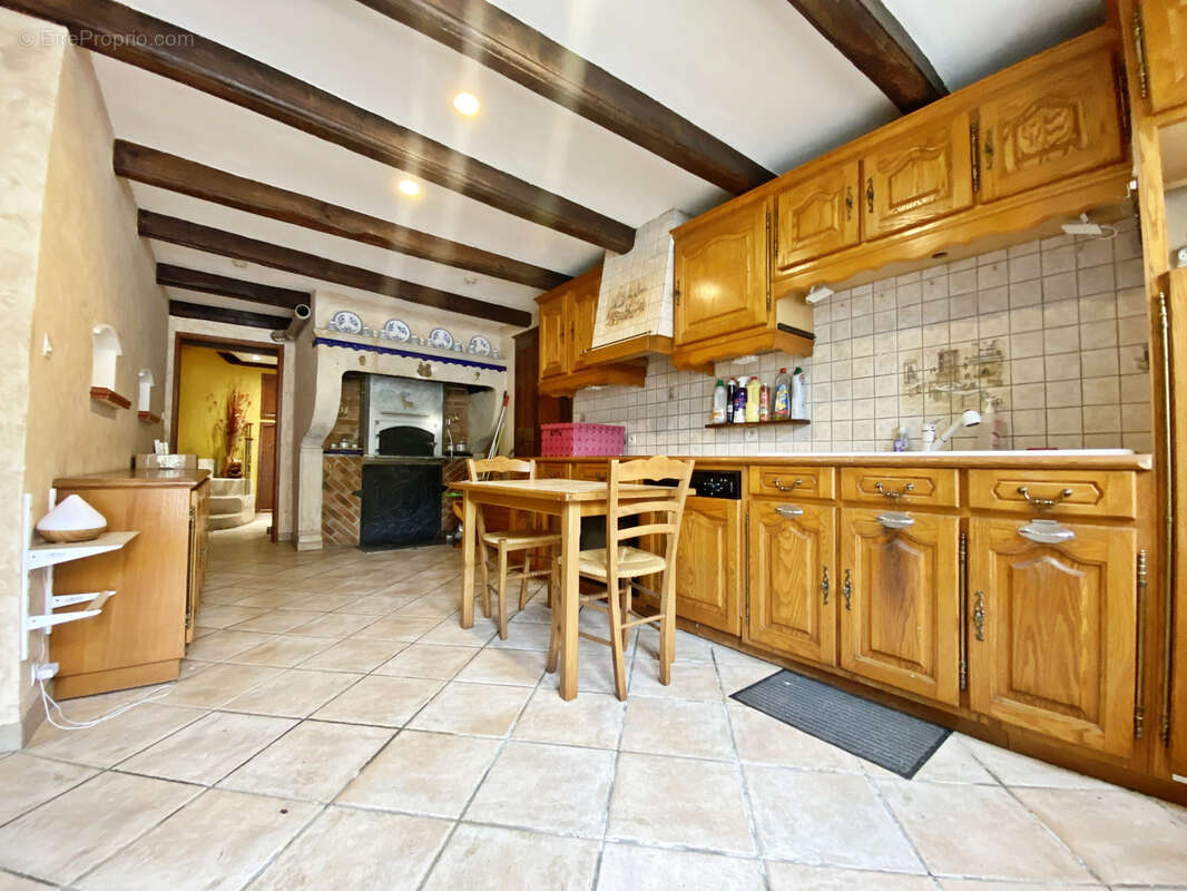 Maison à MENIL-LA-HORGNE