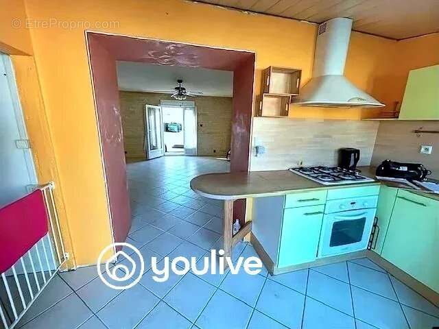 Maison à SAINT-MAIXENT-SUR-VIE