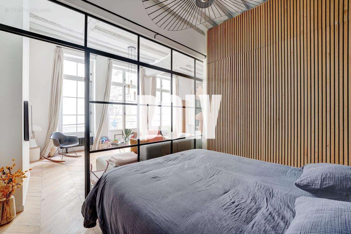 Appartement à PARIS-4E