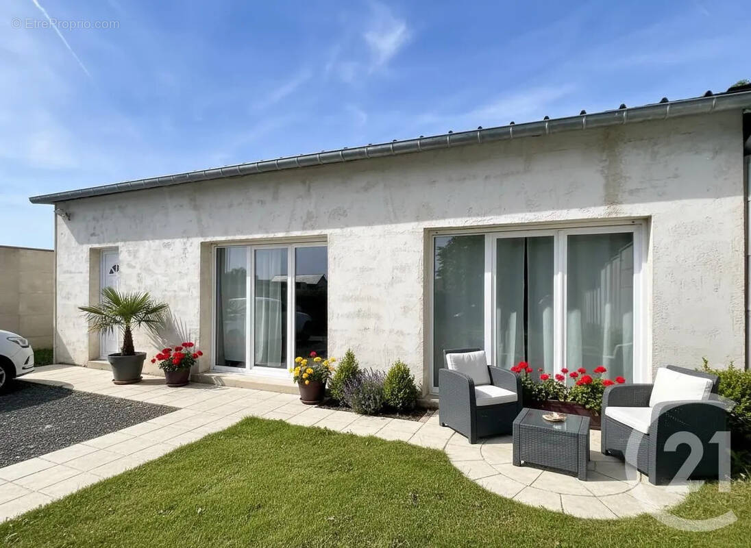 Maison à SERIFONTAINE