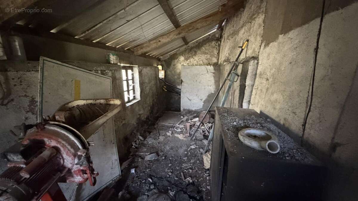 Maison à CAMPAN