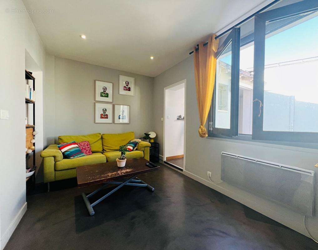 Appartement à SAINT-SEBASTIEN-SUR-LOIRE