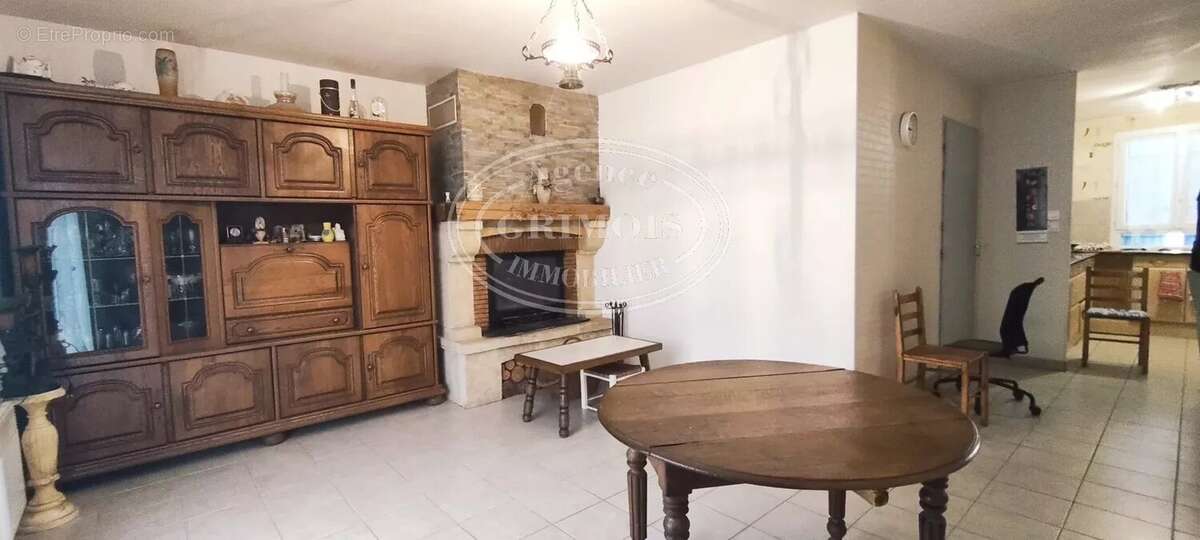 Maison à LEZIGNAN-CORBIERES